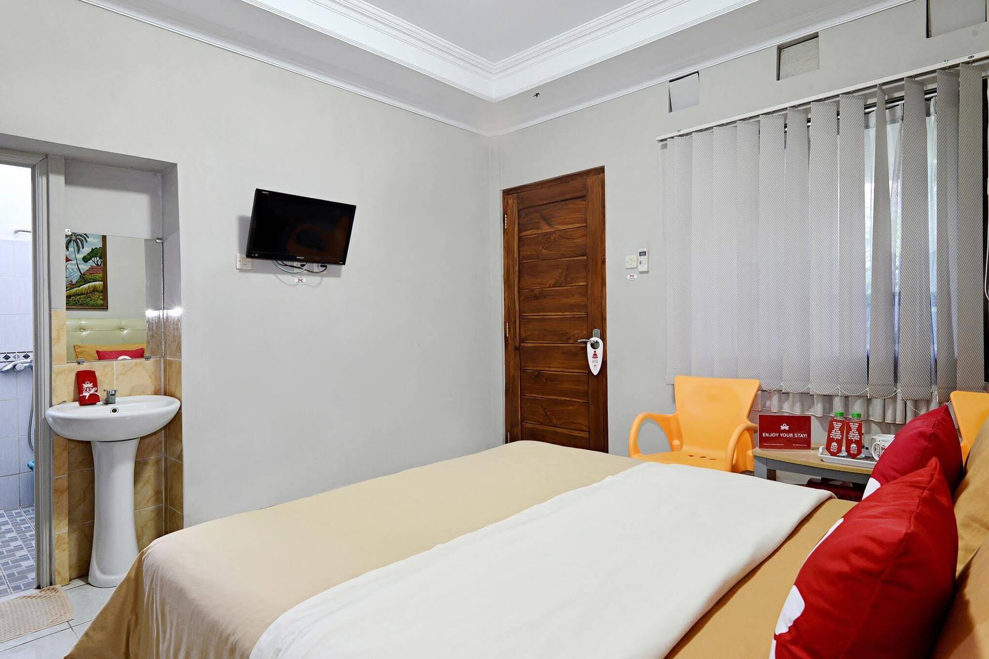 Zen Rooms Sabana Urip Sumoharjo Yogyakarta Exterior photo